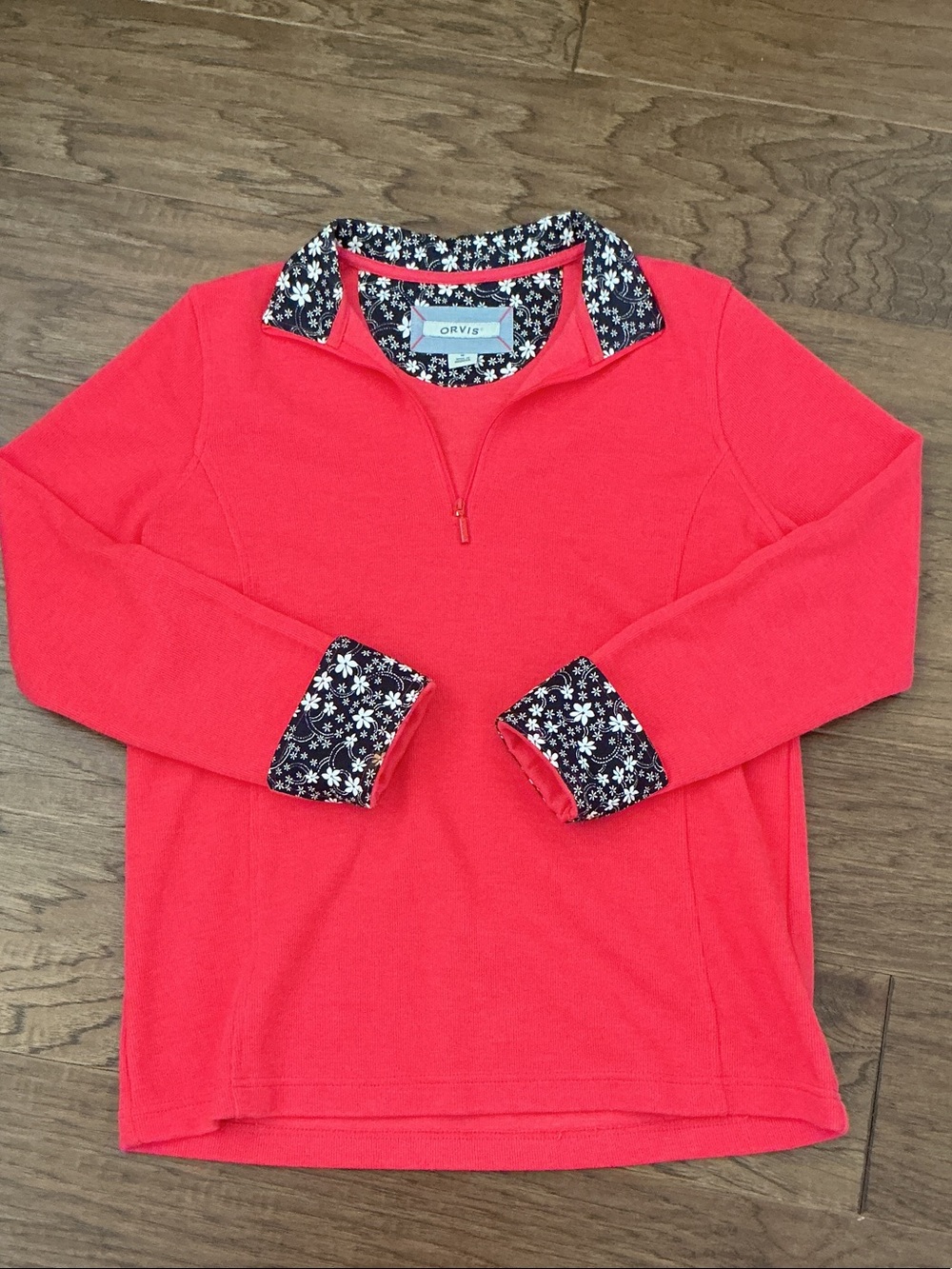Orvis Women’s Ribbed Coral 1/4 Pullover Sweater M Navy Floral Cuff Accents - Picture 2 of 8